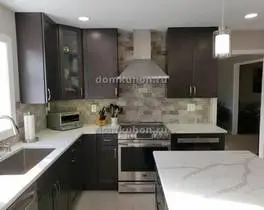 угловая кухня с островом Марбелла